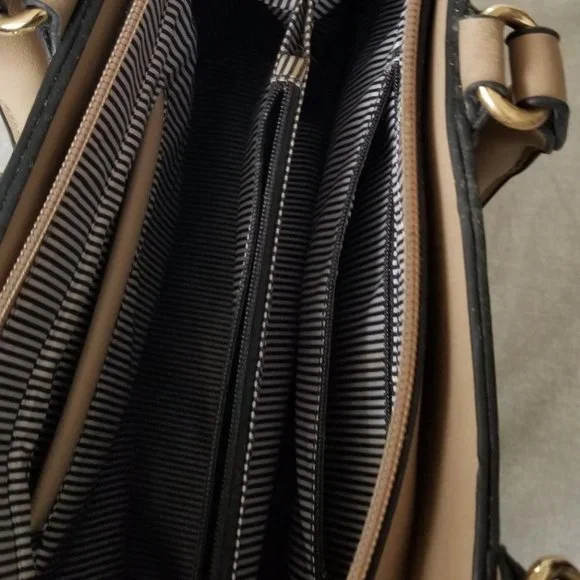 New Cream Handbag - Picture 4 of 4